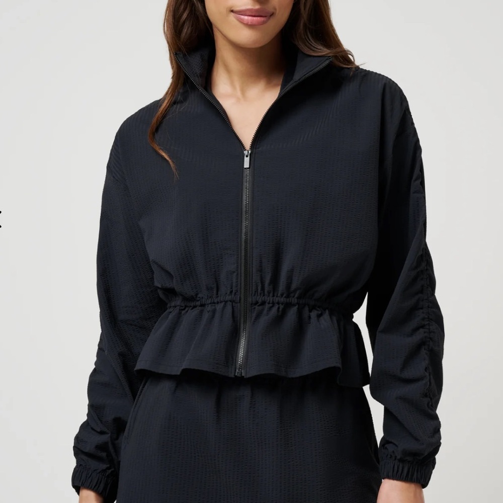 NWT ✨SOLD OUT✨ Travis Mathew Timeless Breezeblend Full Zip Women's Black Jacket